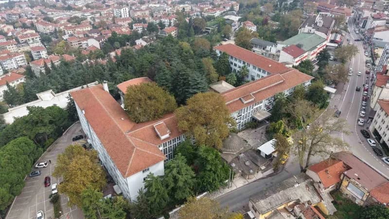 İlker Çelikcan Fizik Tedavi Rehabilitasyon hastaneisi'nin kapasitesi düşürülerek taşınmak istenmesi