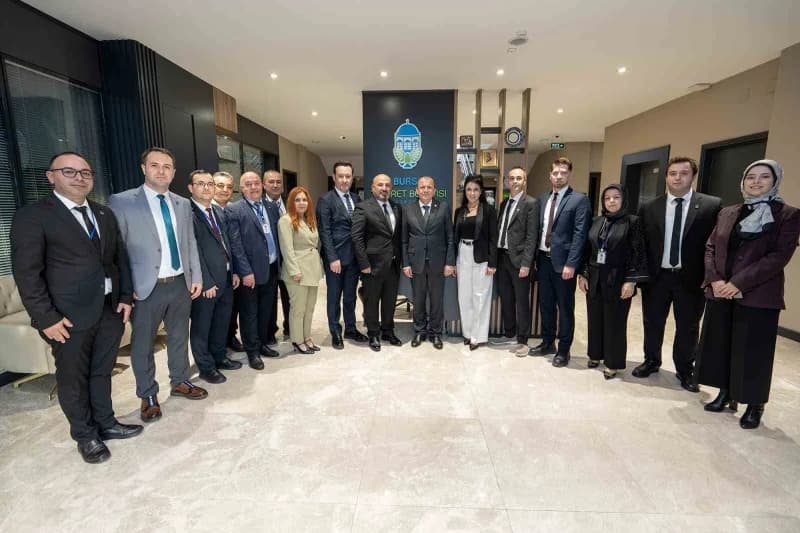 Bursa Ticaret Borsası’nda gerçekleştirilen seçimlerde 52 Meslek Komitesi Üyesi ile 22 meclis Üyesi b