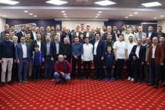 Bursa Büyükşehir Belediye Başkan Vekili Şahin Biba toplantıda konuşma yaparken