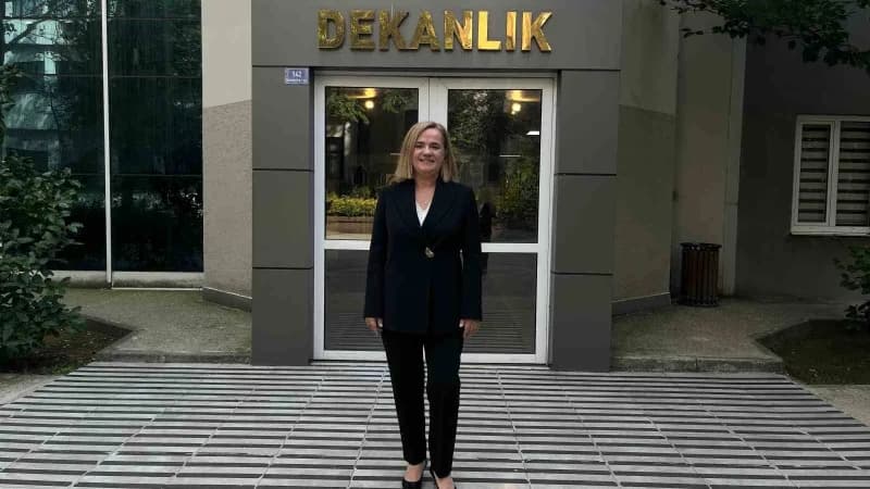 BUÜ İktisadi ve İdari Bilimler Fakültesi İşletme Bölümü Öğretim Üyesi Prof. Dr. Aylin Poroy Arsoy