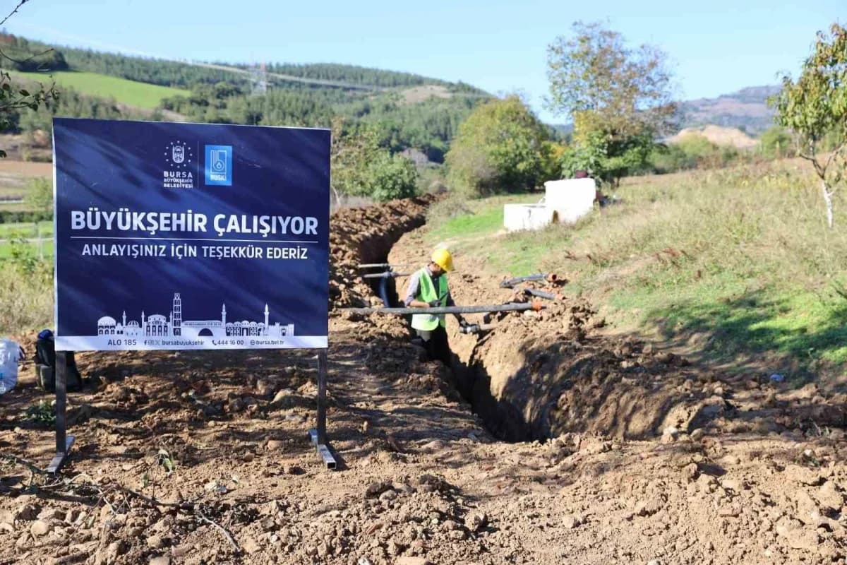 Bursa Büyükşehir Belediyesi'nce Yenişehir'in Alaylı Mahallesi'nde yürütülen Alaylı Sulama Göleti kap