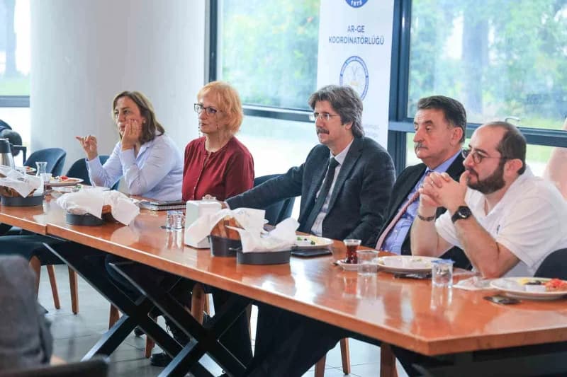Bursa Uludağ Üniversitesi (BUÜ) Ar-ge Koordinatörlüğü, araştırmacıların bilimsel performanslarını desteklemek ve araştır