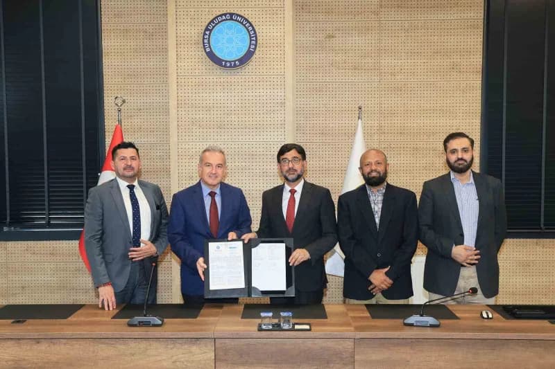 Bursa Uludağ Üniversitesi ve Pakistan Institute of Management Sciences arasında akademik iş