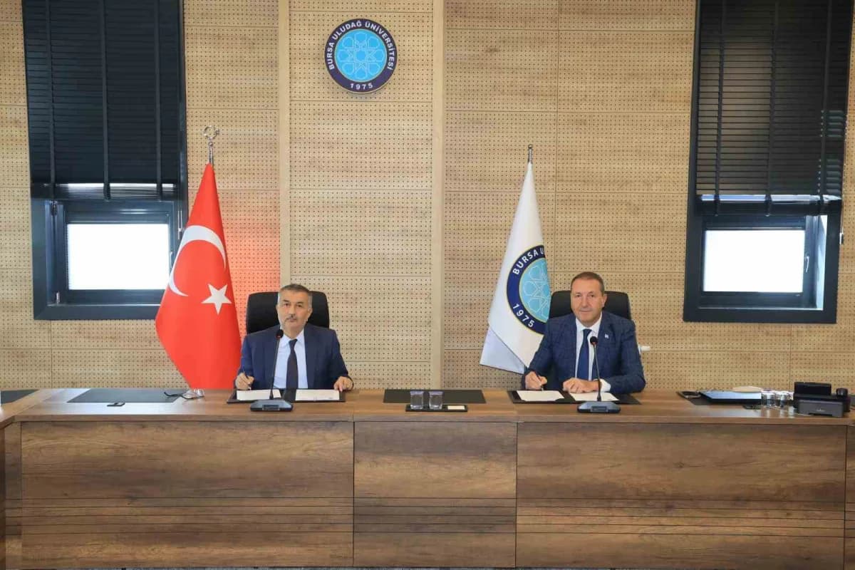 Bursa Uludağ Üniversitesi (BUÜ) ile Süs Bitkileri Üreticileri Birliği (SÜSBİR) arasında, öğrencileri