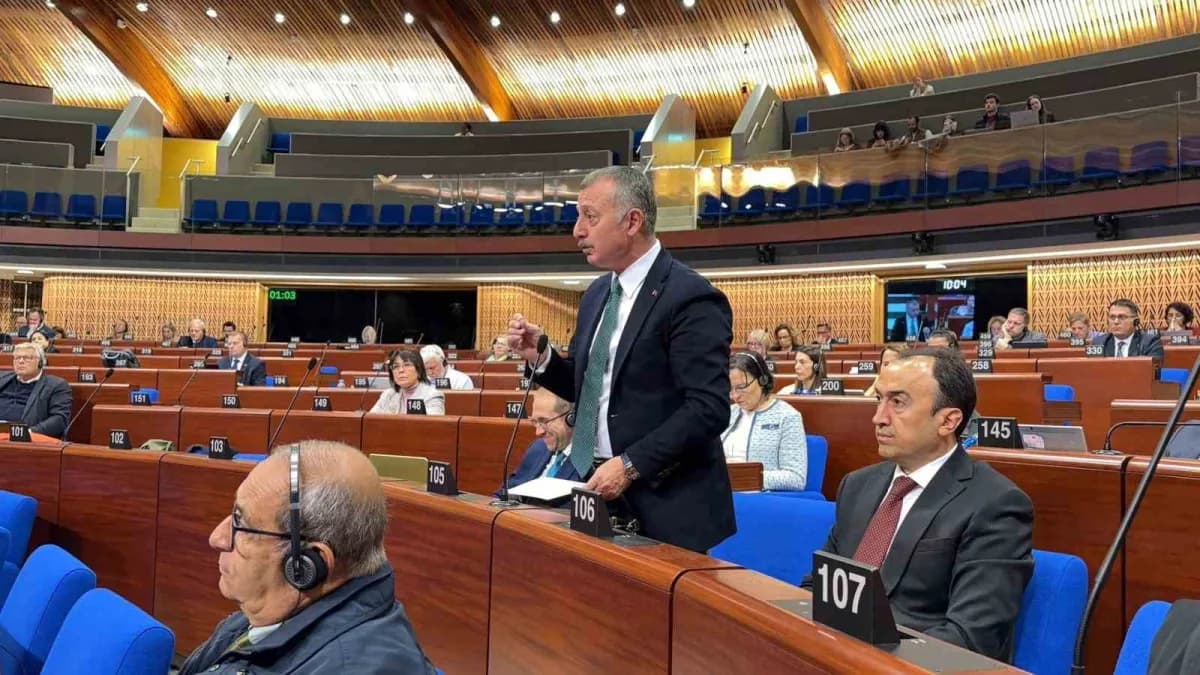 Kocaeli Büyükşehir Belediye Başkanı Tahir Büyükakın, Avrupa Konseyi’nin Türkiye’deki yargı süreçleri