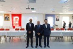 Kayseri Büyükşehir Belediye Başkanı Dr. Memduh Büyükkılıç, Bünyan’da muhtarlarla istişare toplantısında konuşma yaparken