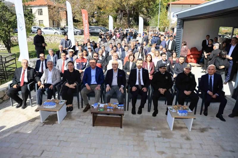 Denizli'nin Çameli ilçesinde, Denizli Valisi Yavuz Selim Köşger ve il protokolünün katılımıyla "Cevi