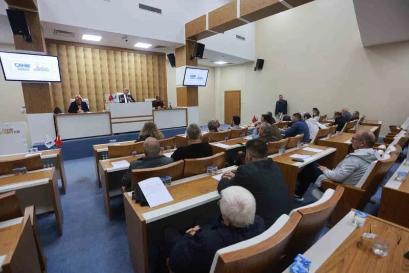 Canik Belediye Meclisi Ekim Ayı Kapanış Toplantısı, Belediye Başkanı İbrahim Sandıkçı’nın başkanlığında gerçekleştirildi