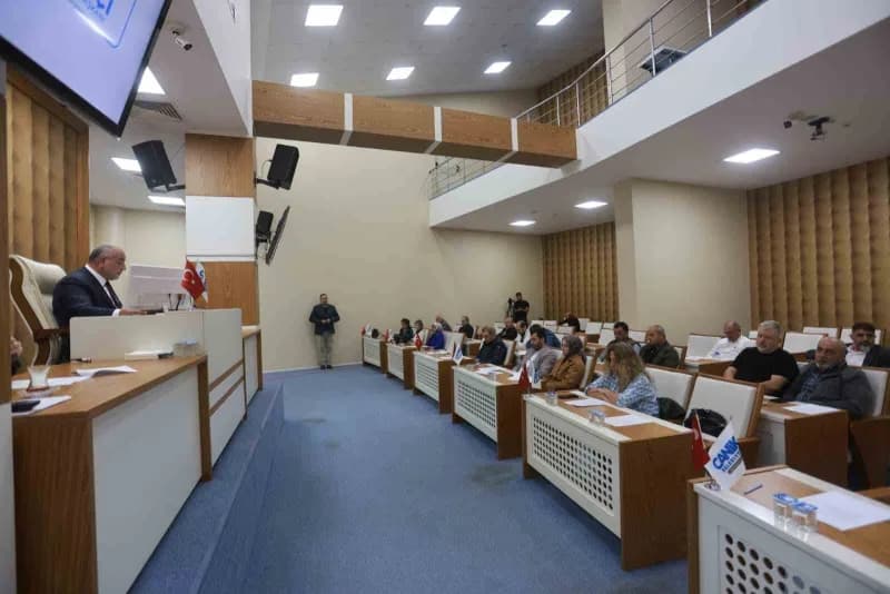 Canik Belediye Meclisi Ekim Ayı Kapanış Toplantısı, Belediye Başkanı İbrahim Sandıkçı’nın başkanlığında gerçekleştirildi