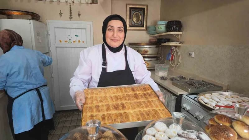 Çankırı'da çocukluk hayalini gerçekleştirerek kurduğu pasta evini 10 yılda kendi çabalarıyla büyütüp kadın istihdamı sağ