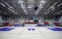 İzmir Kültürpark'ta yenilenen Celal Atik Spor Salonu'nun iç mekanından genel görünüm