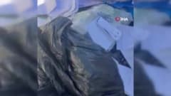 Çeşme Belediyesi önünde polis ve jandarma ekiplerinin operasyon yaptığı an