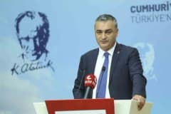 CHP Sözcüsü Müslim Sarı, Türkiye Belediyeler Birliği seçiminde YENİ Parti adayı Ayşe Ünlüce’yi destekleyeceklerini açıkl