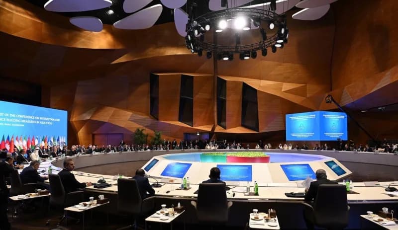 Asya’da Karşılıklı İşbirliği ve Güven Artırıcı Önlemler Konferansı (CICA) 7. Zirvesi, Azerbaycan’ın başkenti Bakü’de baş