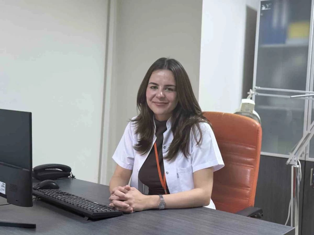 Bahçelievler Devlet Hastanesi Dermatoloji Bölümü'nden Uzm. Dr. Çağla Dila Durmuş da güneş yanıkları,