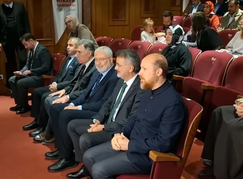 Fatih Sultan Mehmet Vakıf Üniversitesi (FSMVÜ) ve Yeni Türkiye Eğitim Vakfı'na (YETEV) bağlı YETEV T