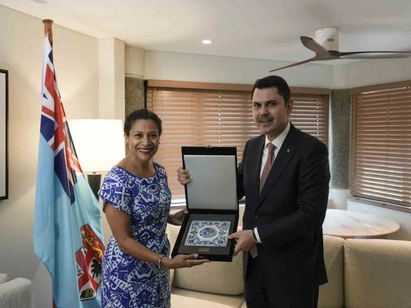 Lynda Tabuya Fiji çevre Bakanı ı̇kili görüşme
