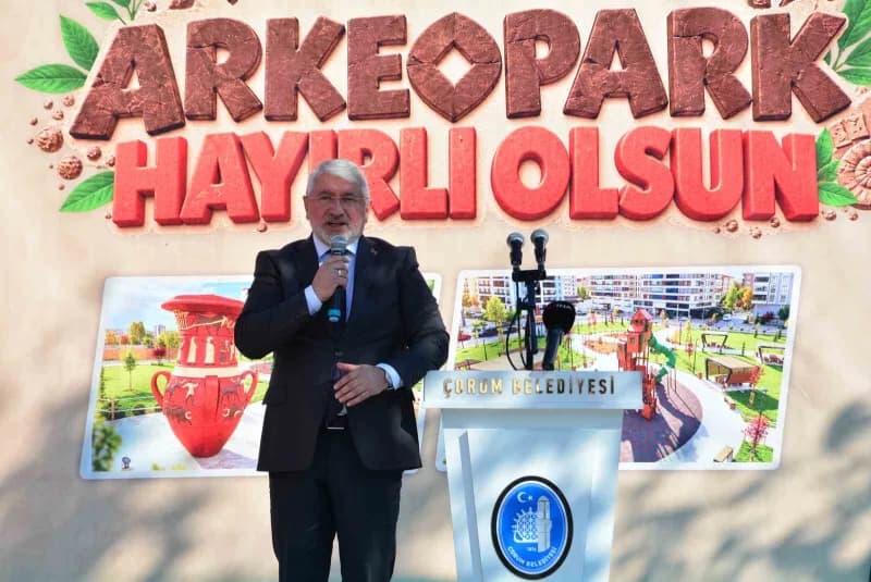 Çorum Belediye Başkanı Dr. Halil İbrahim Aşgın, açılış töreninde konuştu