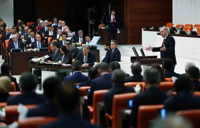 Cumhurbaşkanı Erdoğan, TBMM Genel Kurulu 28. Dönem 5. Yasama Yılı açılış töreninde milletvekillerine seslendi