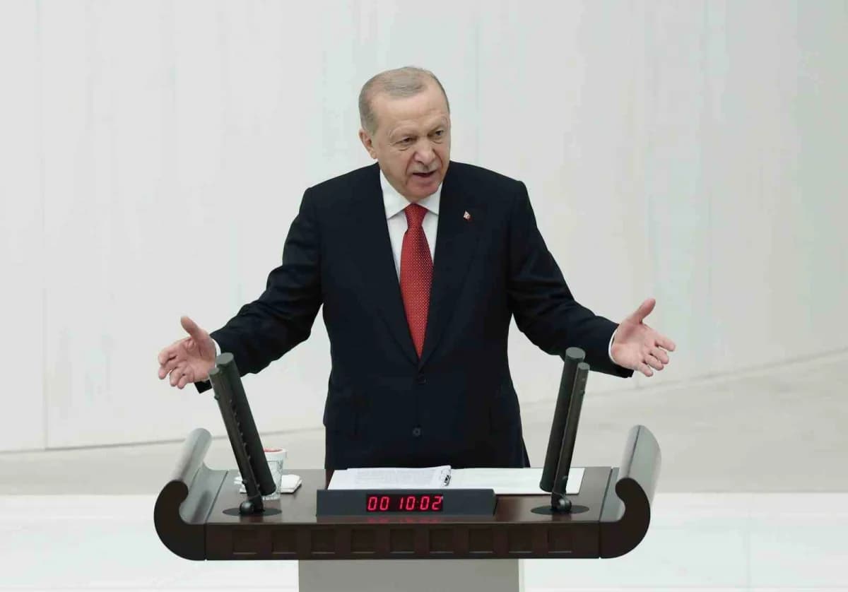 Cumhurbaşkanı Recep Tayyip Erdoğan TBMM Genel Kurulu açılışında konuşma yaparken