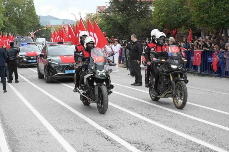 Isparta’da cumhuriyetin 103’üncü yılı coşkuyla kutlandı