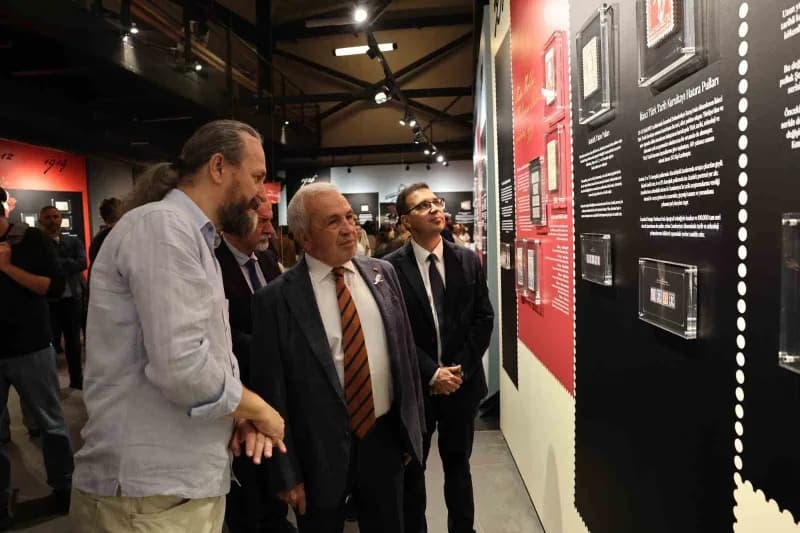 Nilüfer Belediyesi, Cumhuriyet Bayramı kutlamaları kapsamında "Türkiye Cumhuriyeti Pulları" sergisin