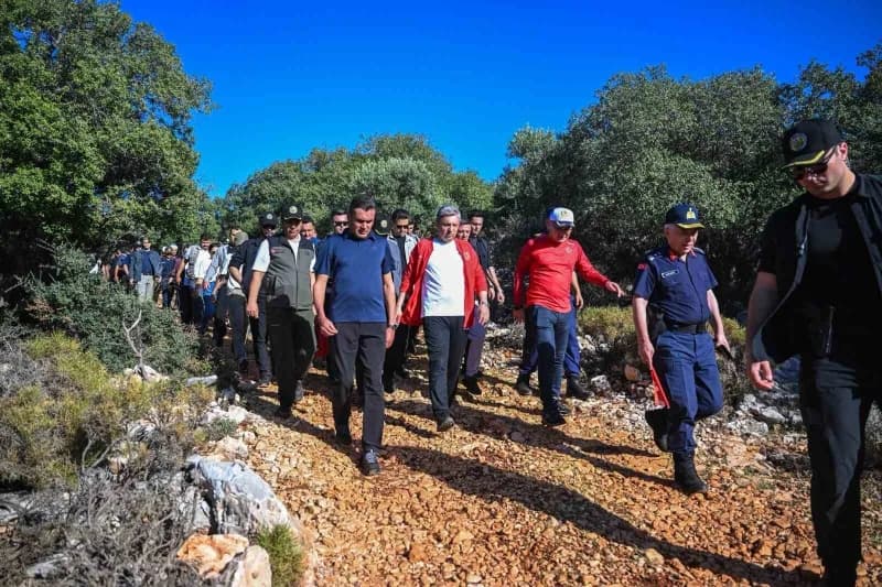 29 Ekim Cumhuriyet Bayramı'nın 103. Yıl dönümü dolayısıyla Antalya Valiliği koordinesinde Kaş Kaymak