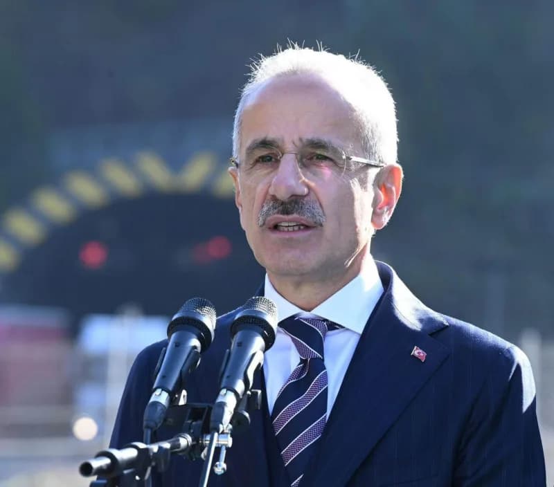 Ulaştırma ve Altyapı Bakanı Abdulkadir Uraloğlu (Arşiv)