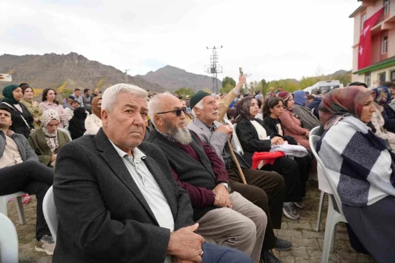 Erzurum Büyükşehir Belediyesi ile Türkiye Dil ve Edebiyat Derneği Erzurum Şubesi’nin ortaklaşa terti
