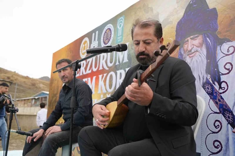 Erzurum Büyükşehir Belediyesi ile Türkiye Dil ve Edebiyat Derneği Erzurum Şubesi’nin ortaklaşa terti