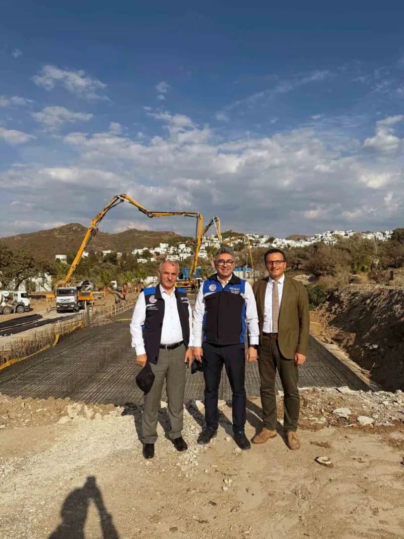 Muğla’nın Bodrum ilçesi Turgutreis Mahallesi’nde yapımı iki etap halinde sürdürülen Reverse Ozmos (Deniz suyu arıtma) Te