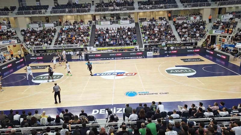FIBA Europe Cup g Grubu'nda Türkiye’yi temsil eden y. Denizli Basket, İlk Avrupa maçında konuk ettiği Slovak ekibi BC Pr