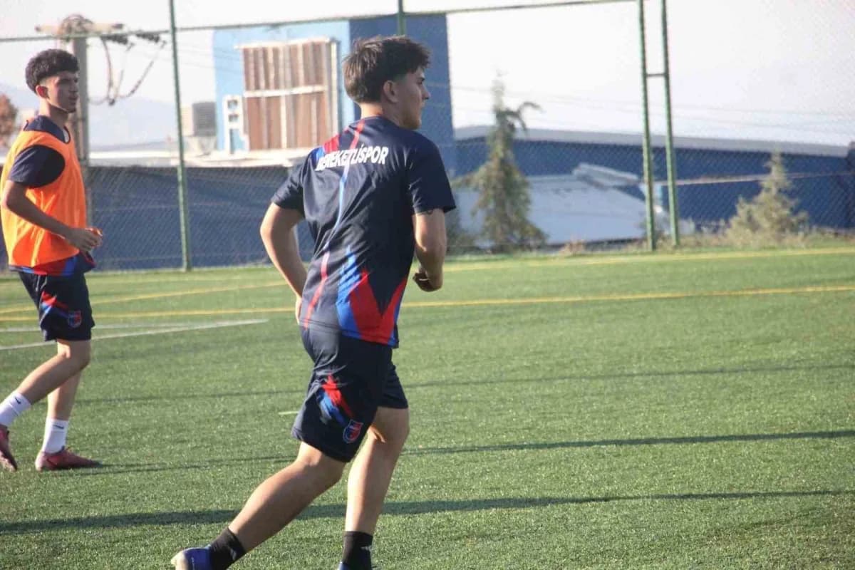 TFF U19 Gelişim Ligi 8. Grupta mücadele eden Bereketlispor’un genç yeteneği Burak Ege Kocalar ilk üç haftada attığı 4 go