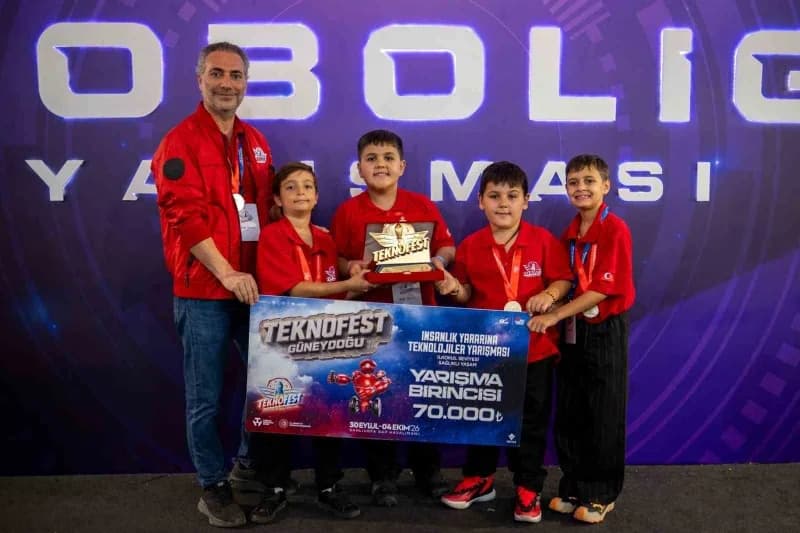 Nalan-mustafa Kaynak Bilim ve Sanat Merkezi Öğrencileri, TEKNOFEST 2026’da iki Türkiye birinciliği, bir Türkiye üçüncülü