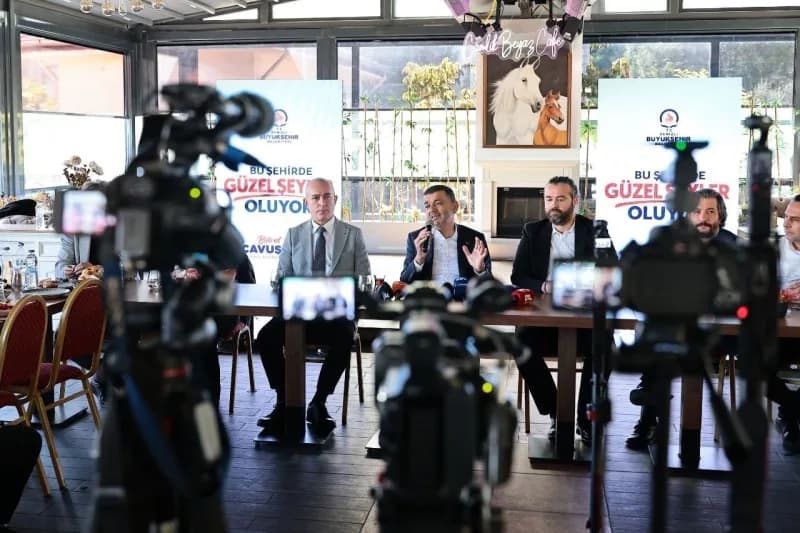 Denizli Büyükşehir Belediye Başkanı Bülent Nuri Çavuşoğlu, Basın mensuplarıyla düzenlediği buluşmada kentin çehresini de