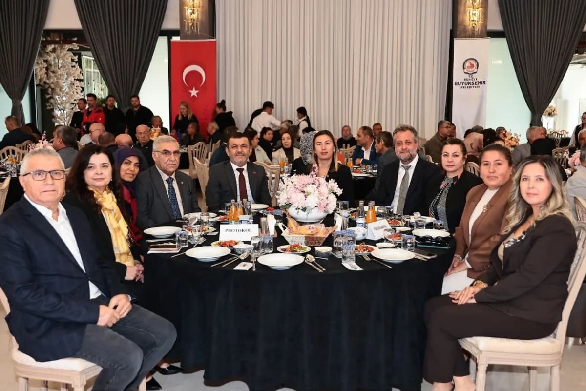 Denizli Büyükşehir’den muhtarlarla birlik ve Dayanışma buluşması Çavuşoğlu: “Bu şehri birlikte güzel