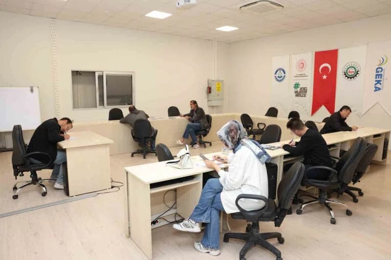 Denizli Organize Sanayi Bölgesi Müdürlüğü ile Denizli Çalışma ve İş Kurumu İl Müdürlüğü İş birliğinde, bölgede faaliyet