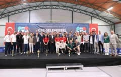 Denizli OSB 7. Masa Tenisi Turnuvası final müsabakası ve ödül töreninden bir kare