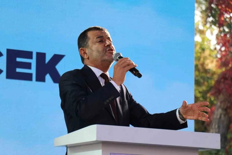 Büyükşehir Belediye Başkanı Çavuşoğlu