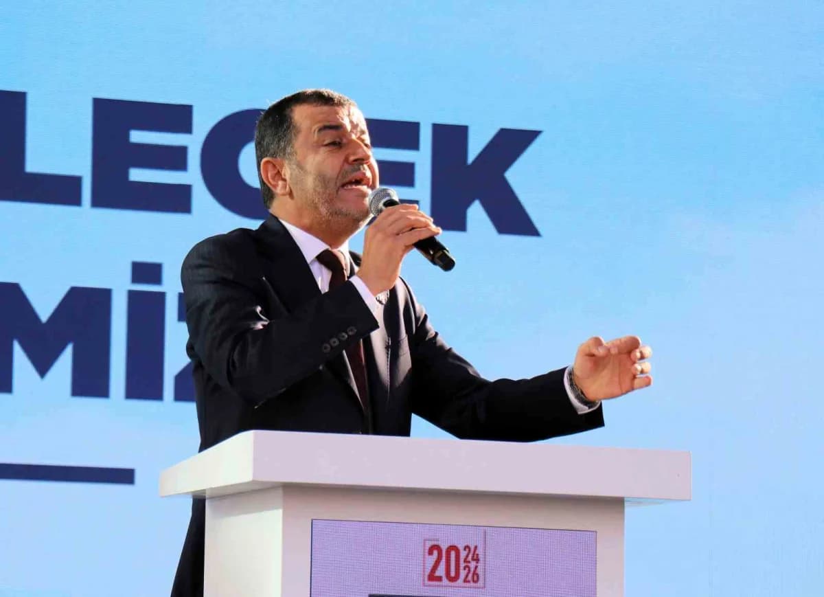 Büyükşehir Belediye Başkanı Çavuşoğlu