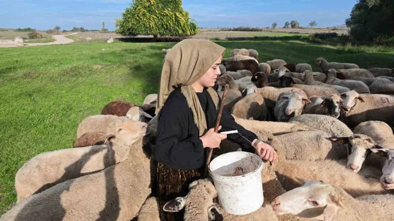 Çocukluğundan beri bu işinde olduğunu dile getiren Sueda Demirci, "Ben çocukluğumdan beri bu işin iç