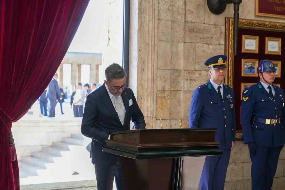 Denizli Sanayi Odası (DSO) Yönetim Kurulu Başkanı Selim Kasapoğlu, Meclis Başkanı Okan Konyalıoğlu,