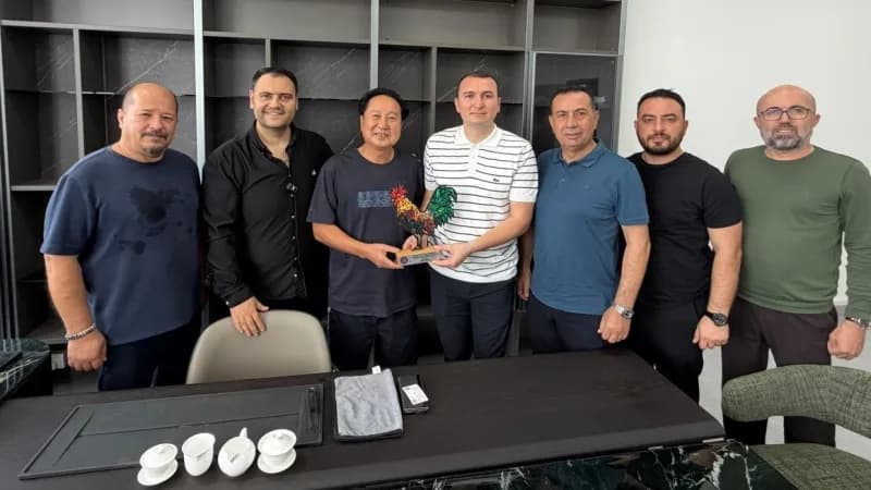 Denizli Ticaret Odası’nın (DTO) üyelerinden oluşan Denizli İş İnsanları heyeti, Çin’in Guangzhou ken