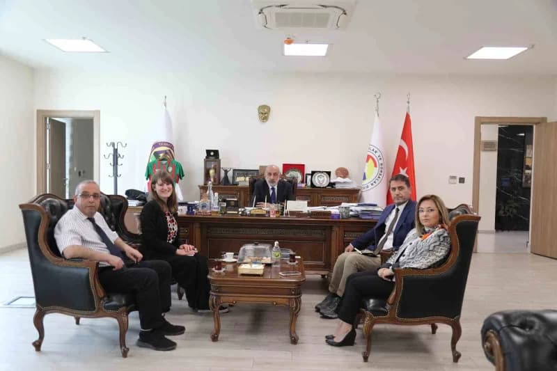 Ermeni heyeti, Diyarbakır Ticaret ve Sanayi Odasını (DTSO) ziyaret etti