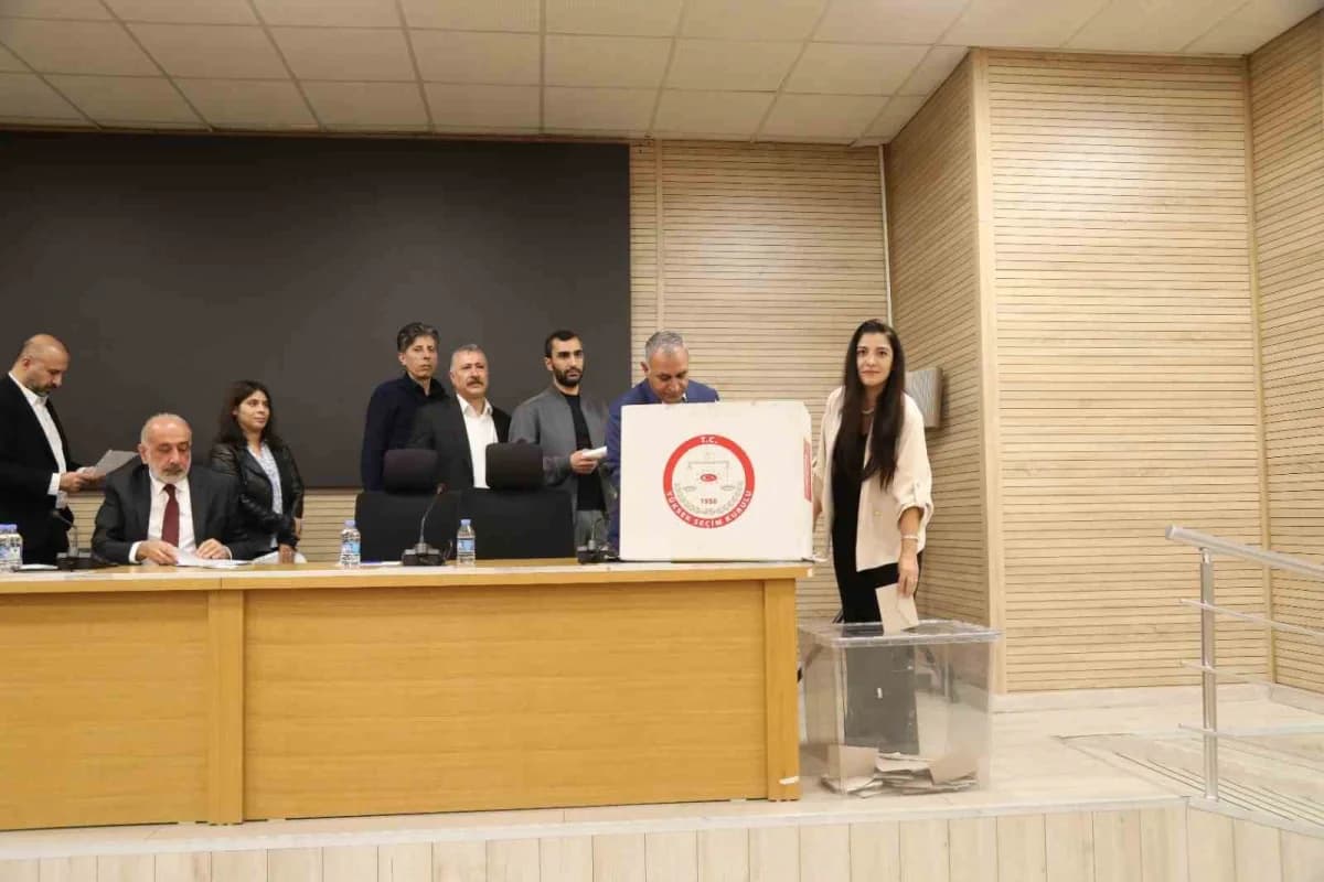 Diyarbakır Ticaret ve Sanayi Odasında (DTSO), 3 Ekimde gerçekleştirilen Meslek Komitesi ve Meclis Üyeleri Seçiminin ardı