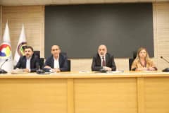 Diyarbakır Ticaret ve Sanayi Odası yeni yönetimi kadın temsiliyetini artırarak bölgesel kalkınma hedefliyor