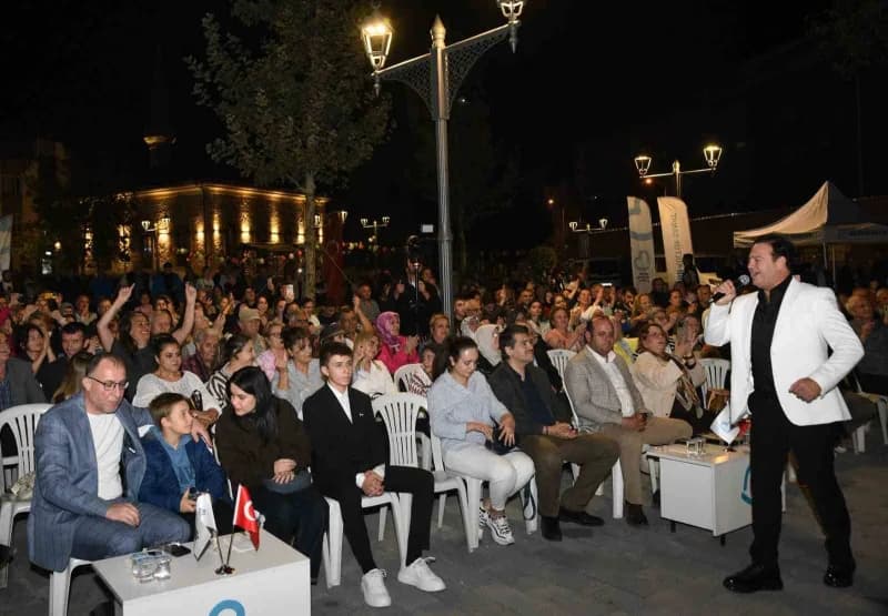 Dünya Balıkesirliler Günü coşkuyla kutlandı