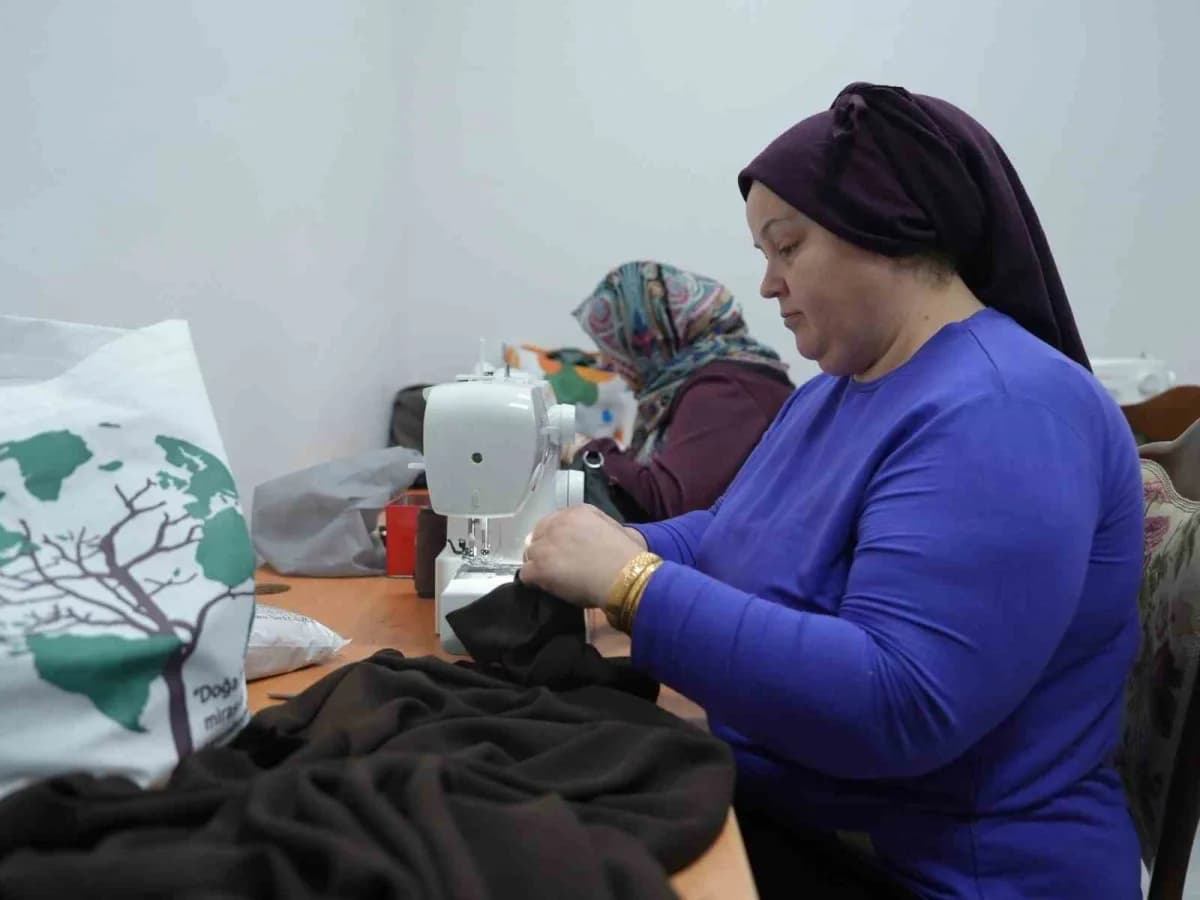 Düzce BELMEK kurslarında çeşitli meslek ve sanat dallarında eğitim alan vatandaşlar