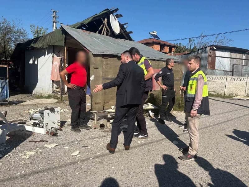 Düzce’de mahalle aralarında izinsiz atık ayrıştırma ve hurdacılık faaliyetleri sonucu oluşan kirlili