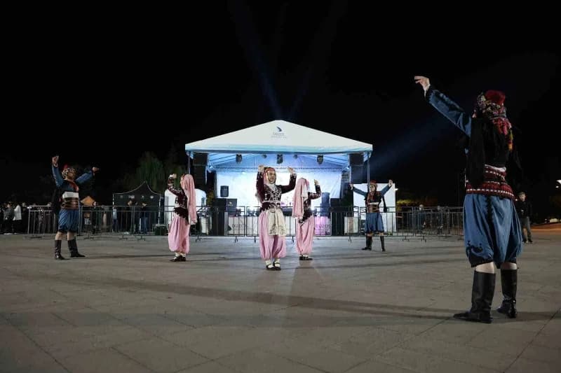 Düzce Üniversitesi tarafından, Düzce Gençlik ve Spor İl Müdürlüğü iş birliğinde, 2026-2027 Eğitim Öğretim Yılı’nın başla